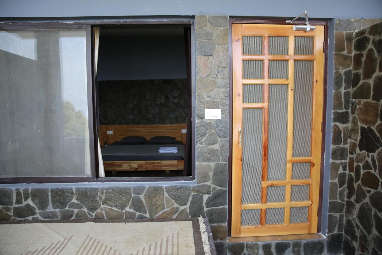 The Buransh Inn 알모라 외부 사진