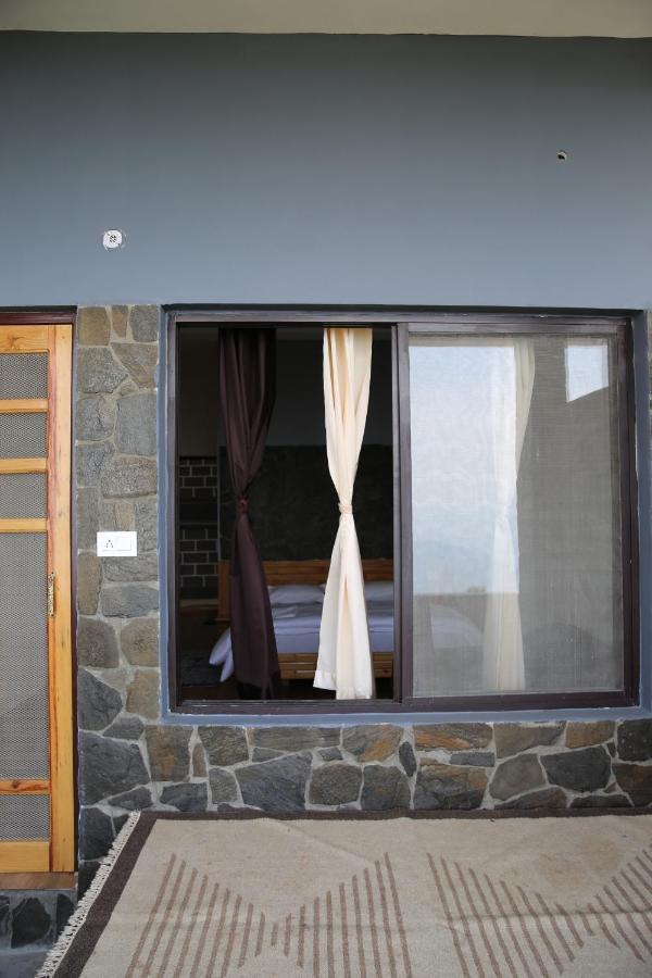 The Buransh Inn 알모라 외부 사진